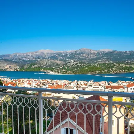 Litos Appartement *